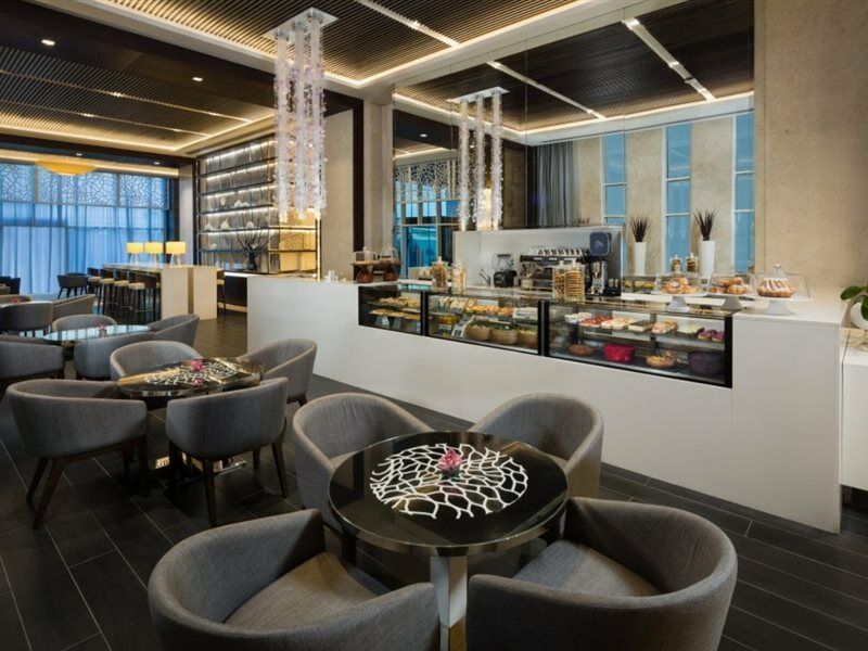 Rotana Residences 5*